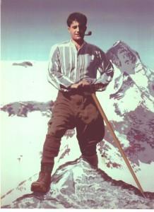 PIER GIORGIO FRASSATI Feast Day: July 4 Beatified: May 20, 1990 Venerated: October 23, 1987 Some people have called Pier, or Peter, Frassati a saint for today s young people.