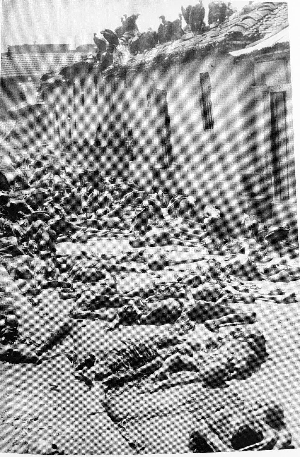 Appendix V This image depicts the dead bodies left lying on the streets of Calcutta during the four-day riots in August of 1946 and left 5,000 dead.