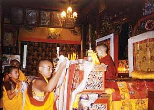 During the time in Sherabling, Jamgon Rinpoche also visited Chokling Gompa in Bir, at the invitation of the Very Venerable Chokling Rinpoche and the Very Venerable Urgyen Topgyal Rinpoche.