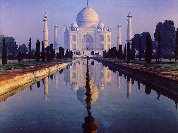 Shah Jahan build the Taj Mahal, designed in
