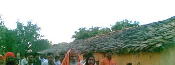 Page 3 of 4 Swami Paramanand E-Newsletter NEW GROWTH FOR MAHARAJ JI S OLDEST ASHRAM In February, thousands of people gathered in the village of Sijai, MP to celebrate the expansion of Maharaj Ji s