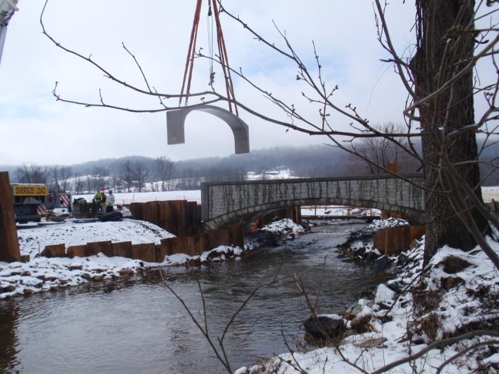 A piece of Longswamp history gets a new face! This photo is of the new bridge being installed over the Little Lehigh Creek at State Street (the King s Highway. It was taken on Tuesday, March 19, 2013.