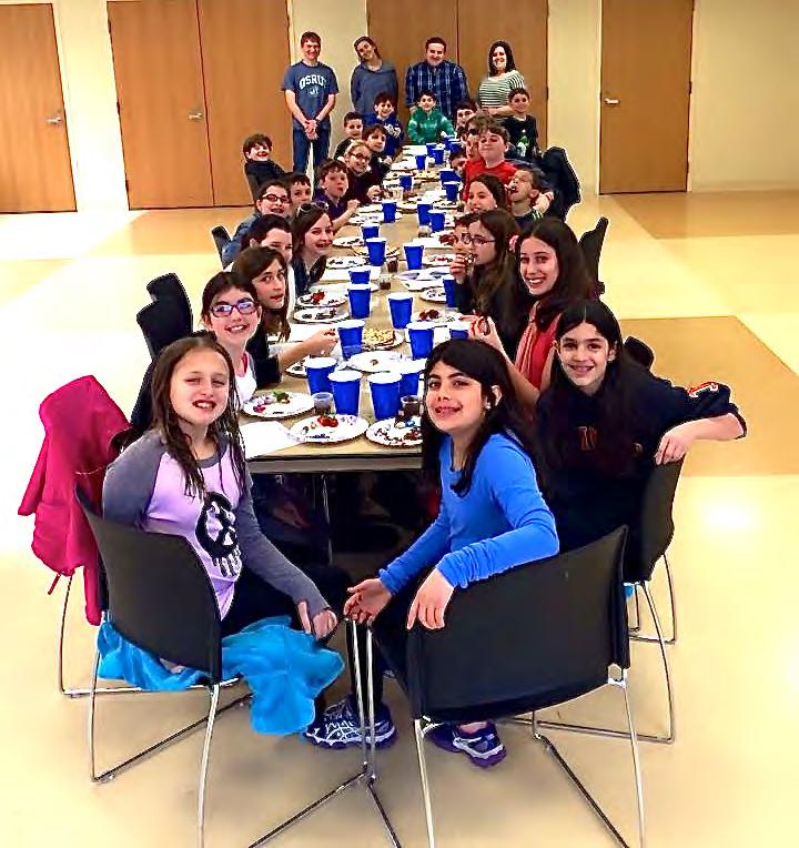 K tanim (li/le ones) Youth Group (KYG) 3 rd, 4 th, & 5 th Grade Young children can experience Jewish community at an early age.