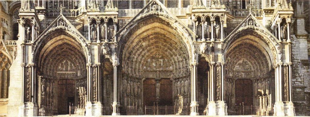 Christ s Apostles: On either side of the door on beautiful twisted columns, the 12 apostles stand barefoot. St.