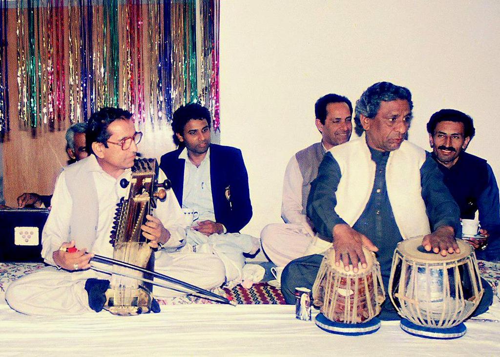 (melody) are equally important for tabla. The first time I listened to Shaukat Saab live he had tuned his table to Pehla Kala (C musical note) and was playing Sawari Panjtal.