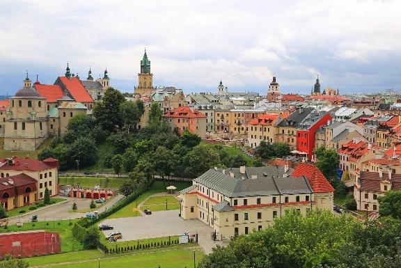 Day 4: Friday, June 29, 2018: LUBLIN TO KRAKOW We begin our day with a guided tour of Lublin, including a visit to the Brama Grodzka, the Castle and the Cathedral, as well as several other historical
