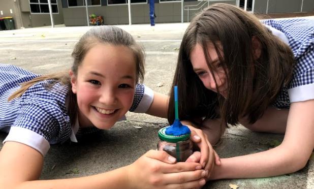 When we went outside in the hot weather to test our thermo scopes the liquid shot up the straws and was almost over flowing.