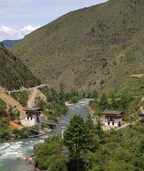 - John, Chicago Wednesday, October 24: Paro Paro, located in one of the country s most picturesque valleys, is dotted with shrines and willow trees along the edge of the Paro River.