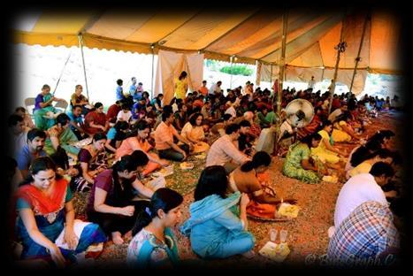 NASSTA NEWSLETTER OM SAI RAM Issue # 18 3 Joyous Celebrations of Guru Purnima Thousands of devotees thronged to the Shirdi Sai Temple of Atlanta in Suwanee, Georgia to offer their prayers and seek