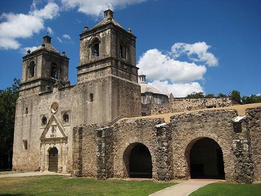 Mission San Juan Capistrano (1731), and Mission Espada (1731). Barlett visited the Alamo, Mission San Jose, Mission Concepcion, and Mission San Juan Capistrano, noting their decay and ruin.