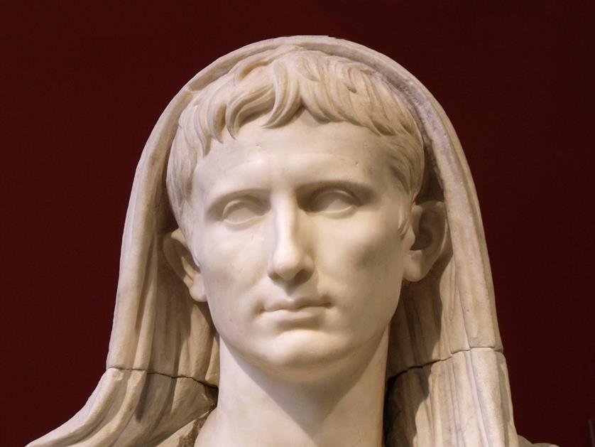 Augustus as Pontifex Maximus.