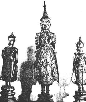 decorated (called in Thai Pra Song Khrueng Yai) (Fig. 5) or they were adorned with only a diadem and ear-rings called Song Khrueng Noi.
