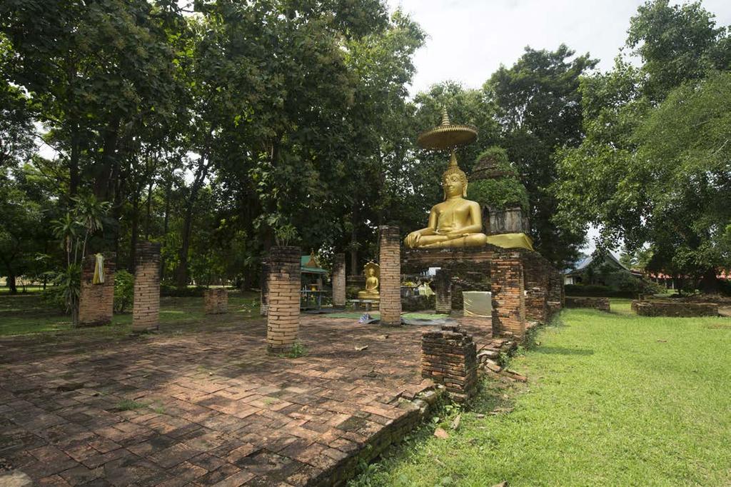 TRAVEL Temple Phra Tart Sorn Pee Nong Temple Chiang Saen has plenty of temples, there are number of small temples