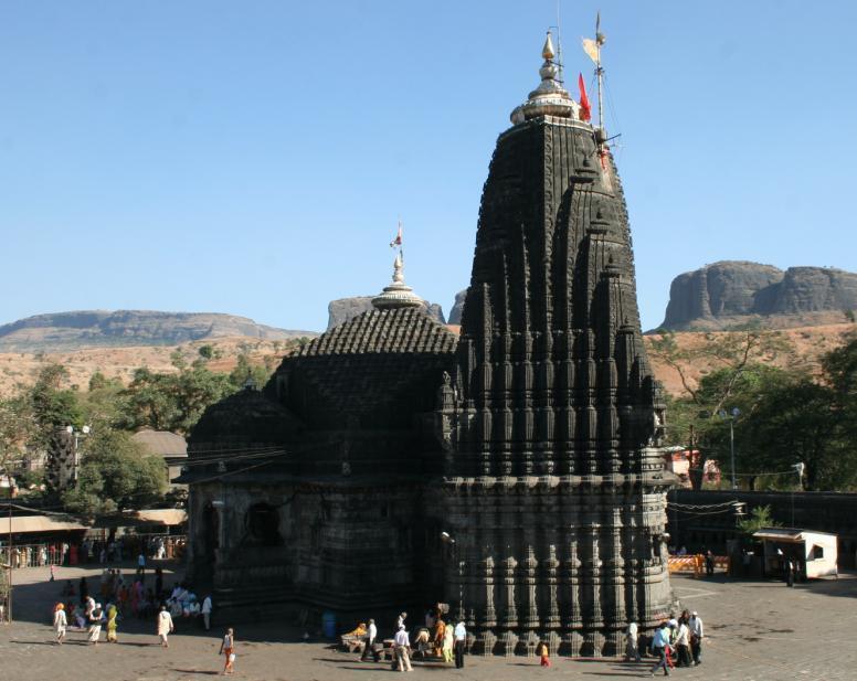 Accordingly, Shiva came down under the Brahmagiri hill in the form of Triambakeswar. Triambakeswar Temple is the only place where Siva Lingam is below the ground level.