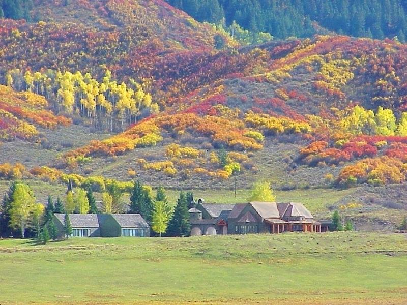 2 0 1 3 2 0 1 4 Snowmass Retreat Schedule 10-Day: $700 Double 8-Day: $600 Double September 3-12, 2013 10-day Post Intensive October 1-10, 2013 10-day Intensive November 4-11, 2013 8-day Post