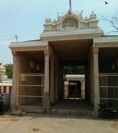 Though this temple is where 7th lotus reached the banks (as per legend of Nava Kailasam), have taken this