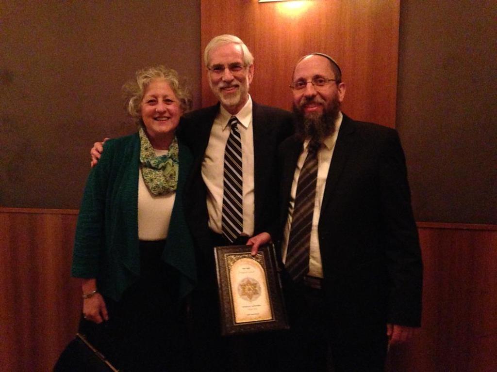 SHOMREI EMUNAH S ISRAEL CONNECTIONS by Mike Lowenstein, Co-Chairman of the Israel Committee JobKatif Spotlight on Rav Yosef Rimon During the past ten years, the Baltimore Orthodox Jewish Community,