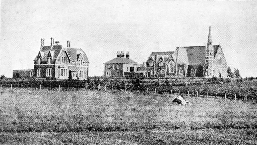 The manse (left), a neighbouring house (centre, belonging to H C Craig) and the church (right) following the 1887 enlargement.