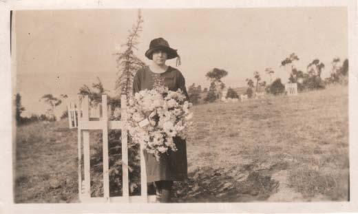 Athlene Sheppard, a niece, has provided this wonderful photograph of Stanley s sister Athlene visiting the tree sometime in the 1920s.
