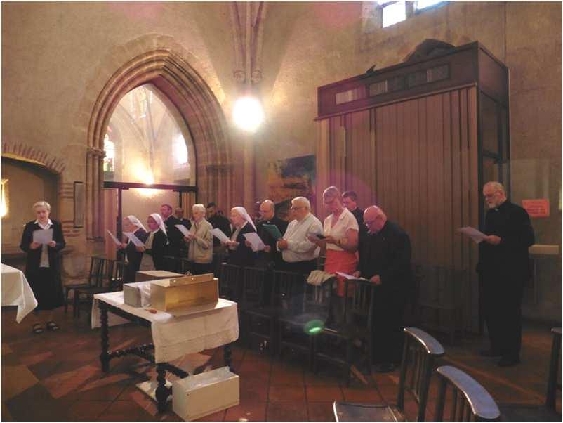 A few days before, on Monday, May 21, the mortal remains (reliquiae) of the future Blessed were transferred from the Gothic chapel of Sainte Foy to the Cathedral of Agen.