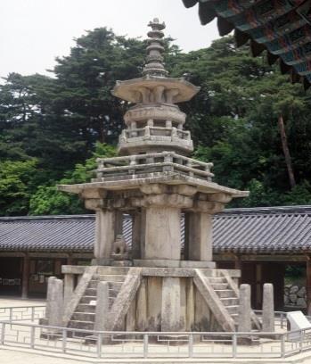 frst pagodas were made of wood, lke Chnese pagodas.