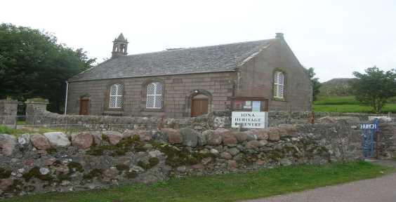 This parish lies amidst the beautiful physical environment of the Inner Hebrides.
