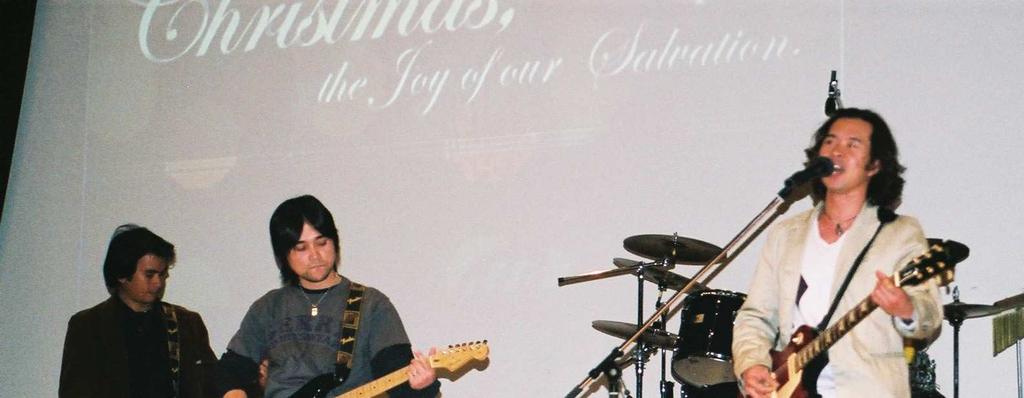 Christian (on guitars) and Bro.Benji ( LOTHGM Gunma-ken, together with the Kashiwa music ministry ), who rendered his original composition "Bagong Damit".