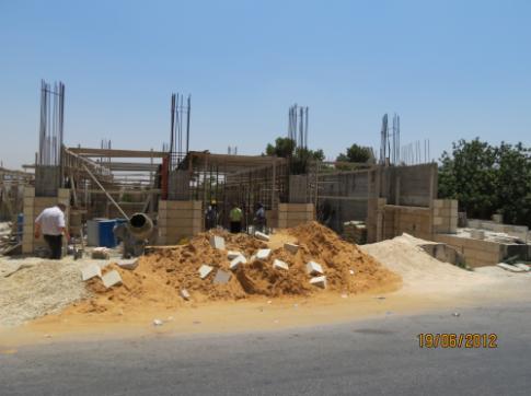 Construction has begun again on St Peter s Elderly Home in Birzeit. Since the re-issuing of the building license, earlier this year, everything is proceeding well.