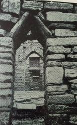 Figure 18: Triangular arch of the western porch doorway of the Eynhallow church.