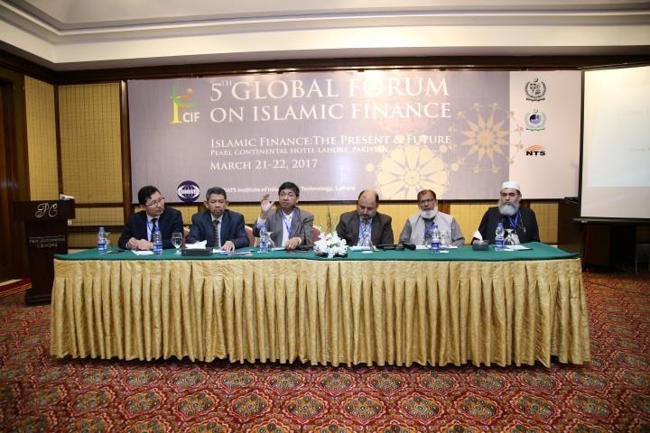 Panel Discussion During closing ceremony of GFIF 2017 a Panel Discussion was moderated by Dr.