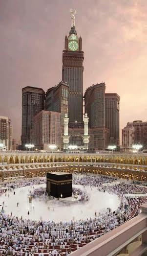 MAKKAH CLOCK TOWER ARRIVAL & STAY IN MAKKAH YOUR ARRIVAL IN MAKKAH WILL BE MET FIRST BY MUASSASA OFFICIALS AND KAPS KHADIMS HUJAAJ WILL BE ISSUED WITH IDENTITY BANDS FOR THE