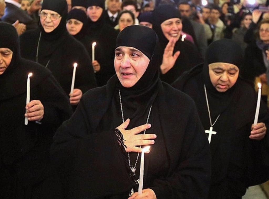 LOVE THE HOLY LAND AND BE LOVED P A G E 5 Our Diocese and the World Release of the Maaloula Sisters: «an olive branch in the midst of a flood» DAMASCUS On Sunday, March 9, after three months of