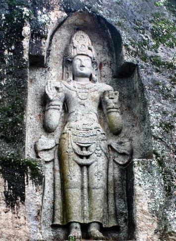 Kushtarajagala Situated in Weligama town, this image carved on a rock face is identified as a Bodhisattva Avalokitesvara.