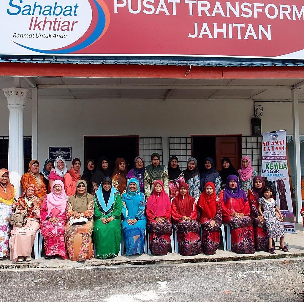 Two exploratory microfinance projects in Selangor are respectively financed by Amanah Ikhtiar Malaysia (AIM) and Pusat Zakat