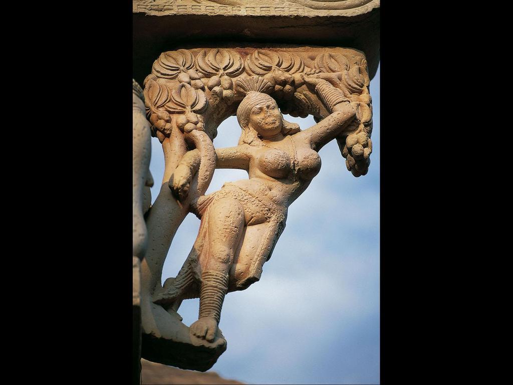 Yakshi Bracket Figure, east torana of Great