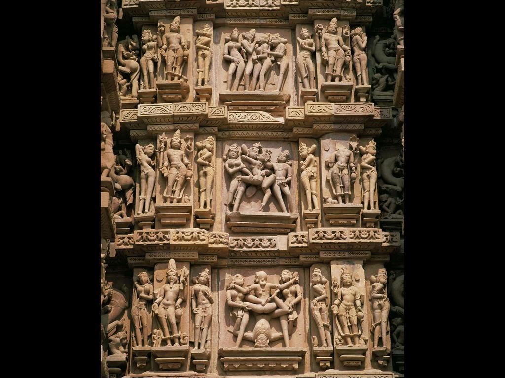 Erotic Couples, Kandariya Mahadeva