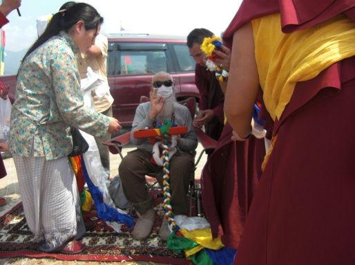 Groundbreaking On the auspicious Guru Rinpoche Day of 5 April 2009, the groundbreaking ceremony for Zangdok Palri was performed.
