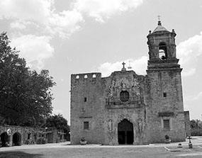MISSION SAN JOSÉ Y SAN MIGUEL DE AGUAYO One year after Fray Antonio Margil de Jesus left the failed missions in East Texas, he founded what would become the largest and best known of the Texas