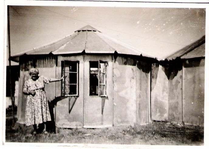 Alice's grandmother in front of their "house" in Morogoro. All the pictures from Alice Shirley were taken in the mid- to the late fifties. In +- 1956 (My dates might not be spot on.