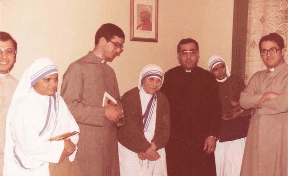 The Saint from Calcutta during her visit of the seminary in the Latin Patriarchate of Jerusalem at Beit Jala, in November 1982.