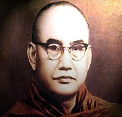 About the Author The late Sayādaw U Janakābhivaṃsa, also known as Mahāgandhayon Sayādaw, devoted his life to teaching Buddhist studies (pariya i) to many hundreds of monks.