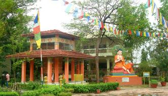 we drive to Bodhgaya and overnight at FPMT s Root Institute.