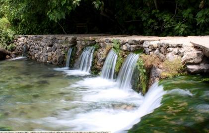 Then, we ll head to the beautiful Tel Dan nature reserve for a short walk next to the Dan River and the Banias, where Peter made his confession in Matthew 16.
