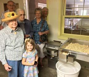 Eighteeen seniors plus Hannah enjoyed the June Sr. Connections excursion to visit Emma s Gourmet Popcorn and Lapp Valley Ice Cream Farm.