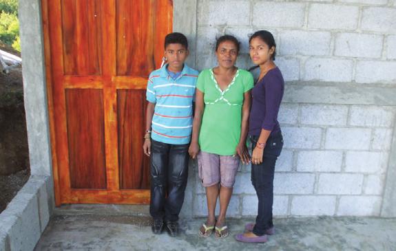 The Velázquez Family Ana and her husband, Oscar, have two children. Oscar works as a laborer on a farm, which provides the family with only $100 a month.