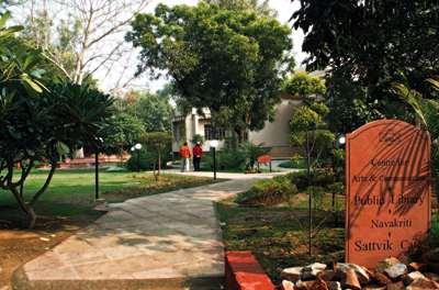 Media, Arts & Communication Sri Aurobindo Centre for Arts and Communication