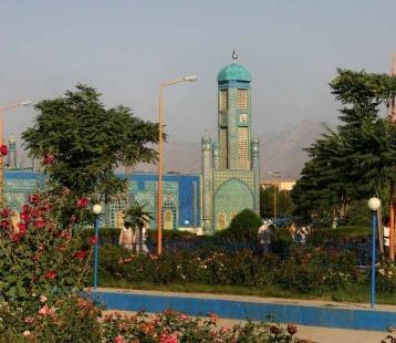CULTURE GENERAL Similarly, Afghan cities such as Jalalabad and Kandahar share more commonality with Pakistani cities within close proximity, such a Peshawar and Quetta, than they do with other Afghan