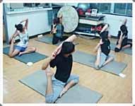 60 Nualravee Junloon & Charassri Naraphong The topics studied and analyzed to prepare for the creation of a Hatha Yoga derived dance performance were the origin and precepts of yoga,