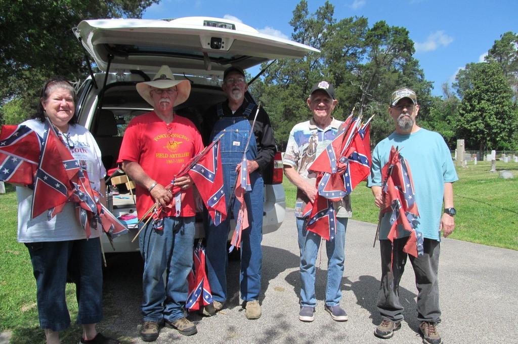 P A G E 4 APRIL IS CONFEDERATE HISTORY MONTH HOWDY MARTIN CAMP MEMBERS HONOR 57 CSA VETERANS ATHENS CITY CEMETERY, APRIL 8TH From the time o Above Left: Advisor Bunny Freeman, Quartermaster David
