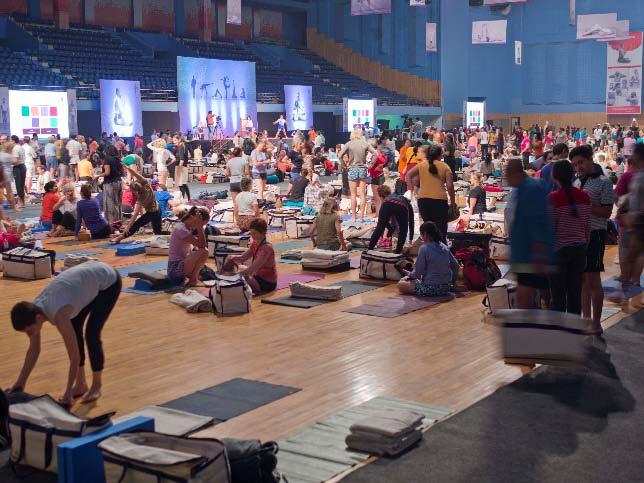 YOGANUSASANAM: Geetaji's classes in December 2015 06-13 December 2015 For eight days in early December, more than 1200 people from 52 countries around the world gathered in Pune, India.